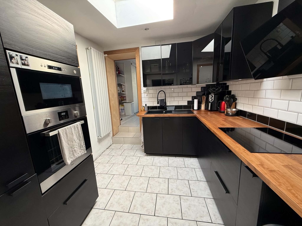 NOUVEAU/A LOUER à Péruwelz : Jolie maison avec 2 chambres et jardin