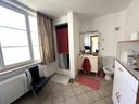 NOUVEAU / A VENDRE à Blaton : Bel immeuble avec 2 apparts loués en bon état général
