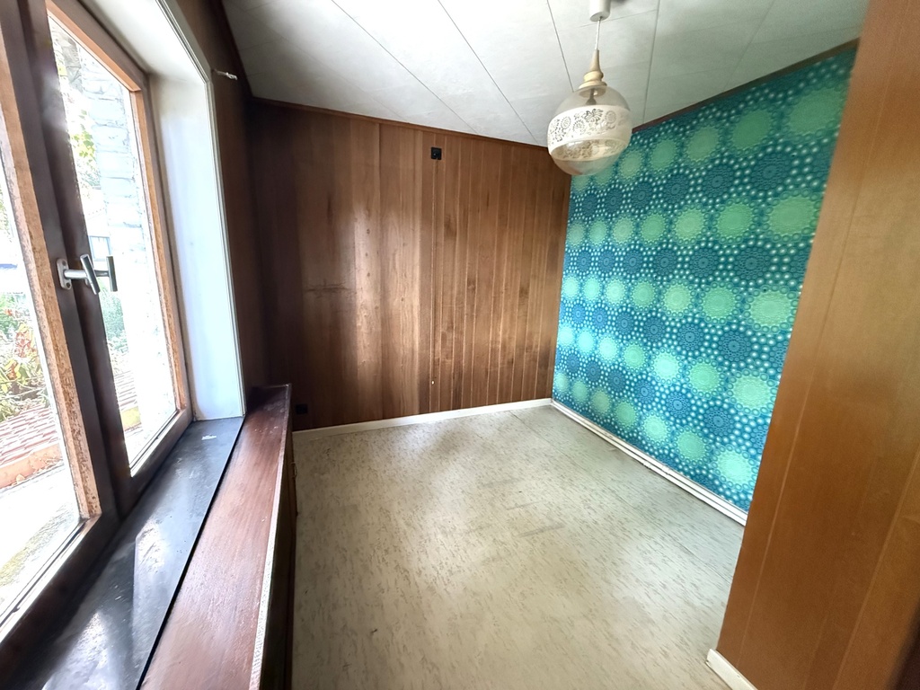 SOUS-OPTION / A VENDRE à BON-SECOURS (7603) : Jolie maison 3 ch., pass. latéral avec garage et jardin