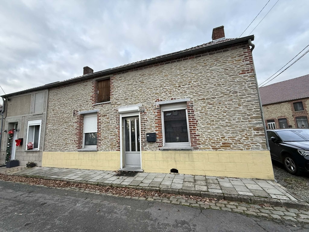 A LOUER à BLATON : Maison 2 chambres avec jardin et passage latéral